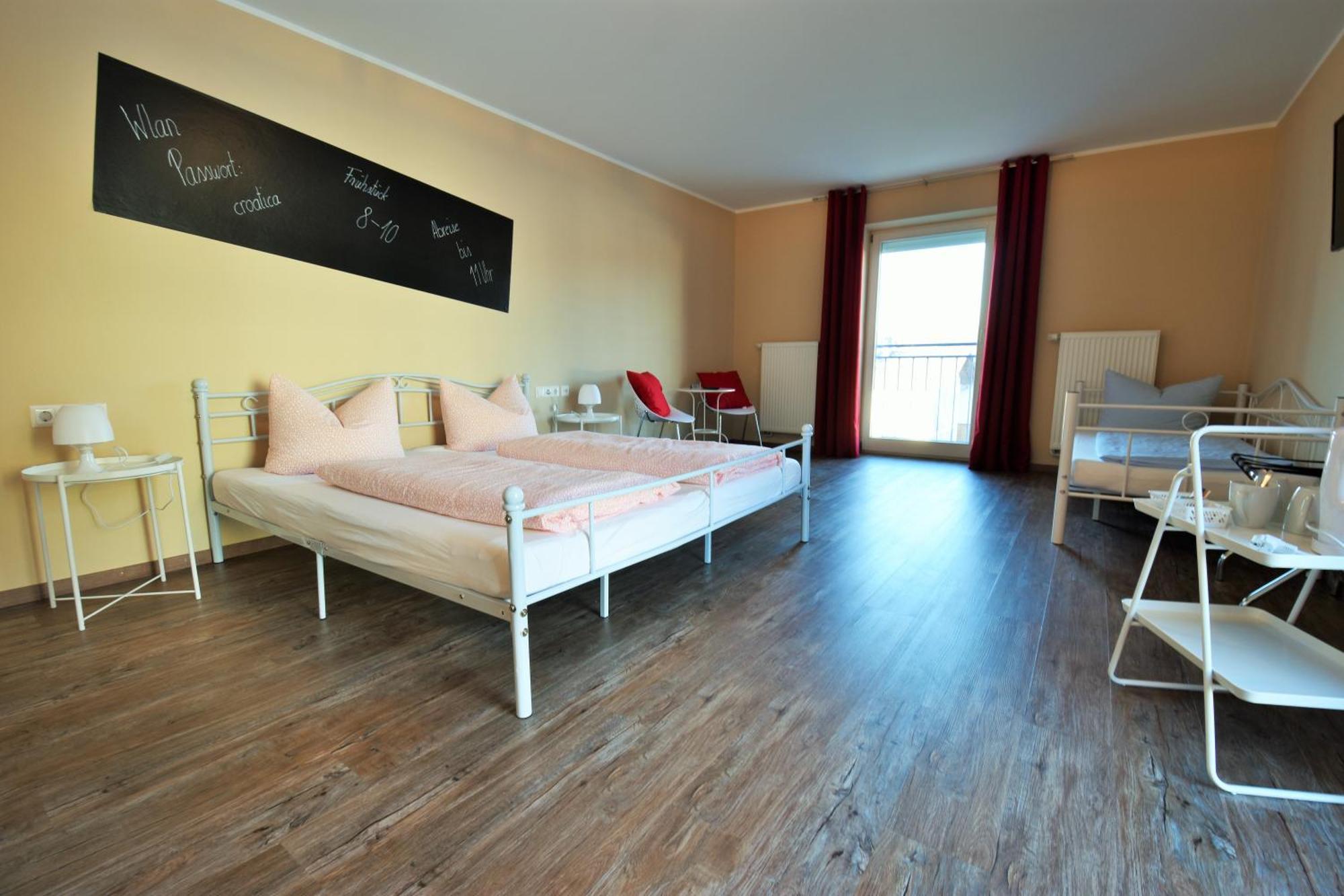 Motel Fuessen Im Allgaeu Екстер'єр фото